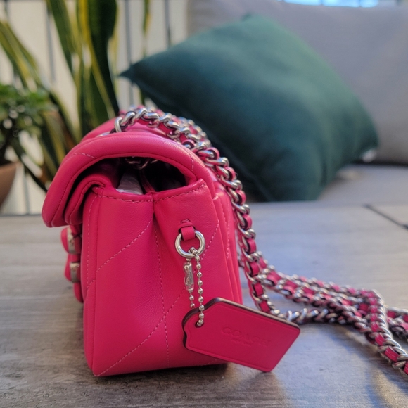 Coach Quilted Tabby 20 Dragonfruit - Picture 6 of 16